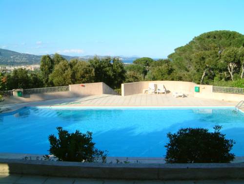 Cogolin France code promo hébergement booking.com