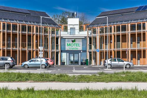 Schönau an der Triesting Austria Código de promoción de alojamiento booking.com