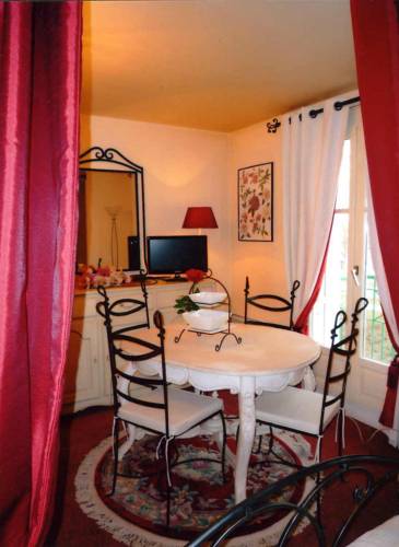 Bailly Romainvilliers France code promo hébergement booking.com